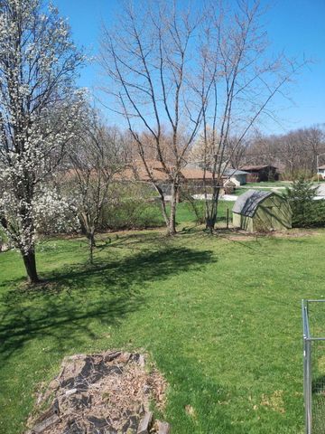 601 Gatewood Drive, Lowell, IN 46356