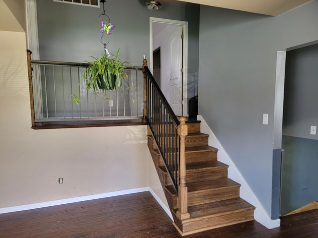 601 Gatewood Drive, Lowell, IN 46356