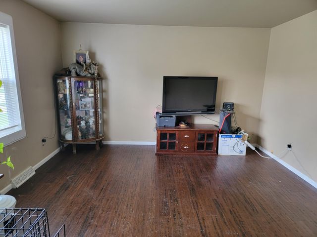 601 Gatewood Drive, Lowell, IN 46356