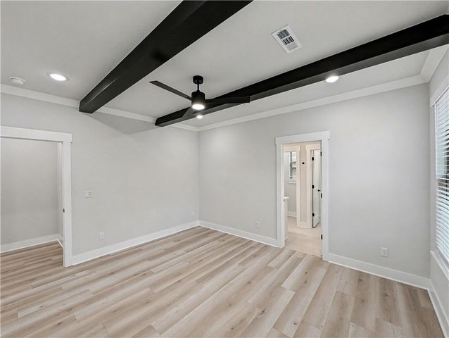 18 Hillswick Drive, Bella Vista, AR 72715