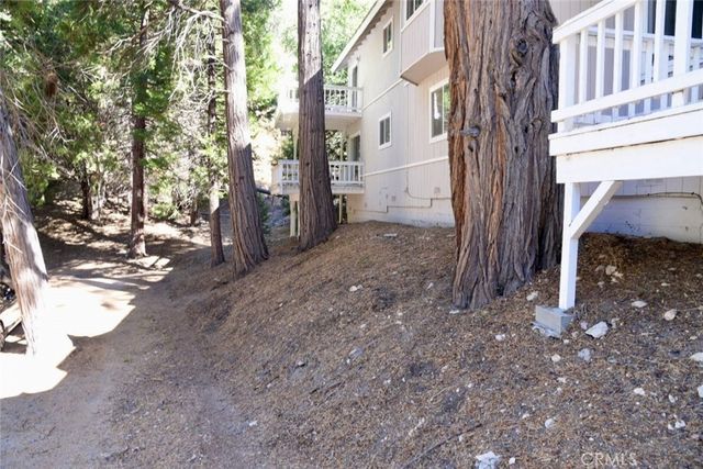 177 Dart Canyon Road, Crestline, CA 92325