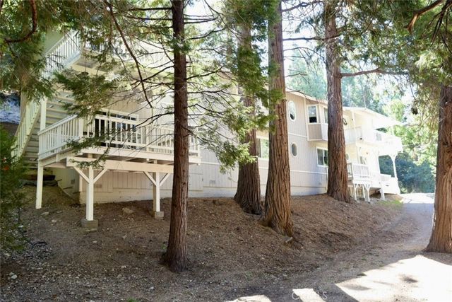 177 Dart Canyon Road, Crestline, CA 92325