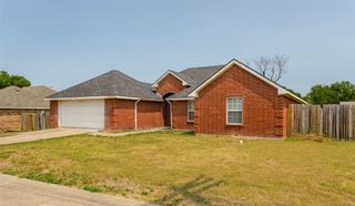 1015 Balkan Drive, Lancaster, TX 75134