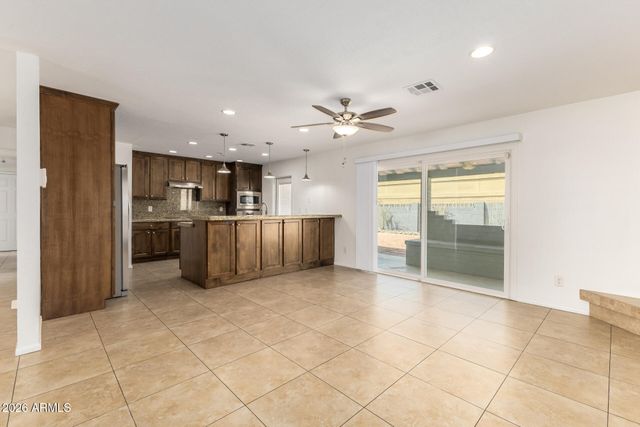 6742 N 19TH Street, Phoenix, AZ 85016