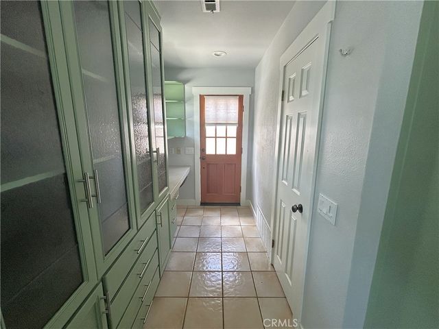 1938 Westminster, Costa Mesa, CA 92627