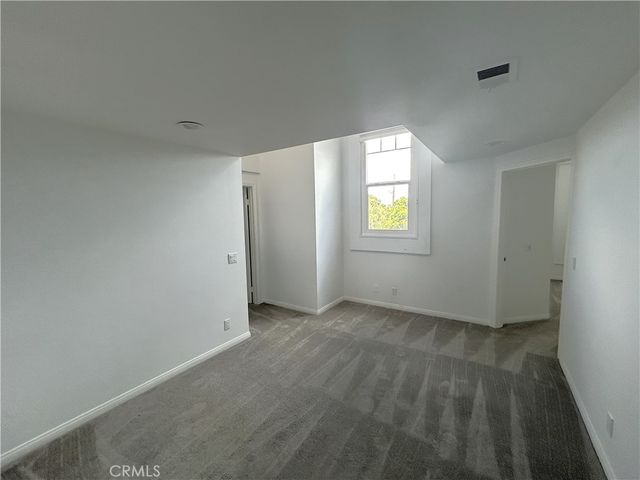 1938 Westminster, Costa Mesa, CA 92627