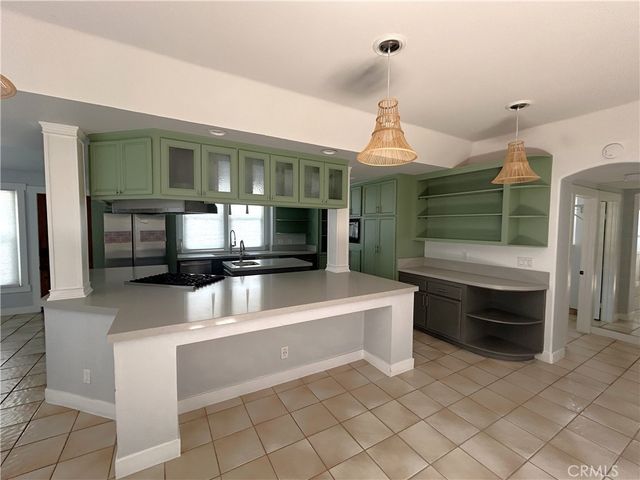 1938 Westminster, Costa Mesa, CA 92627