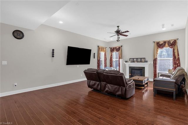 3114 Ironwood Flat Drive, High Point, NC 27265