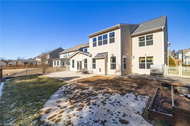 3114 Ironwood Flat Drive, High Point, NC 27265