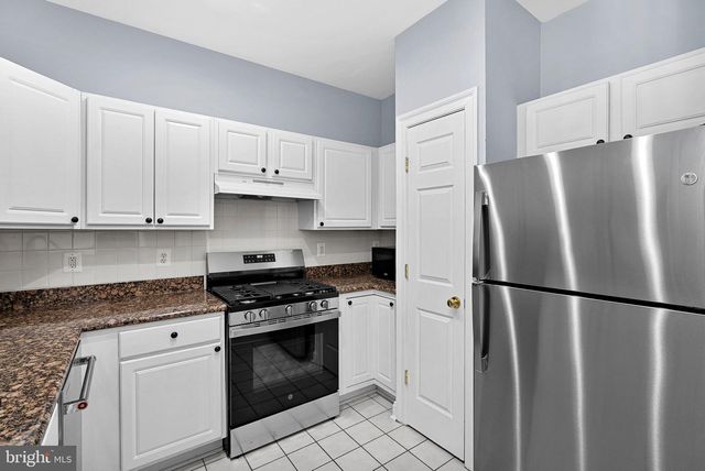 46353 VILLA SQ, Potomac Falls, VA 20165