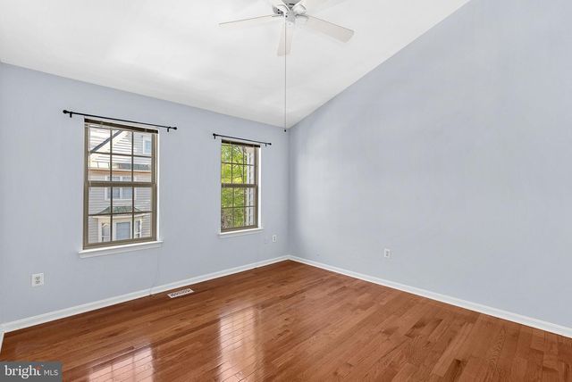 46353 VILLA SQ, Potomac Falls, VA 20165