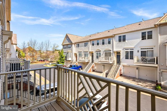 46353 VILLA SQ, Potomac Falls, VA 20165