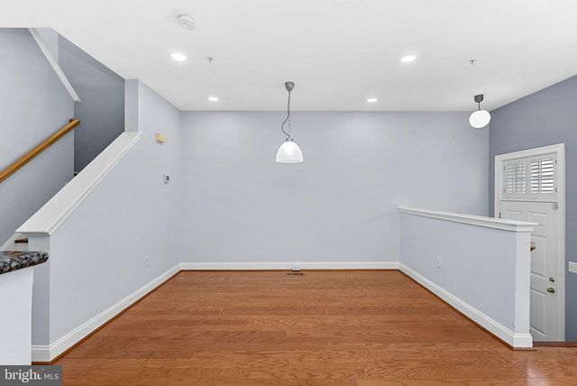 46353 VILLA SQ, Potomac Falls, VA 20165