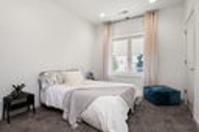 8465 GRAND Avenue 302, River Grove, IL 60171