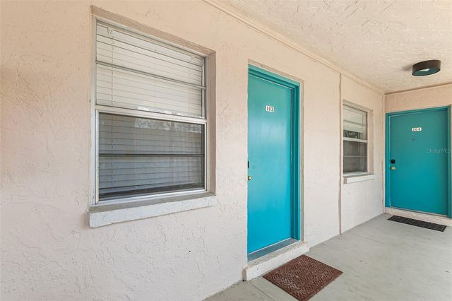 555 62ND STREET S 103, St Petersburg, FL 33707