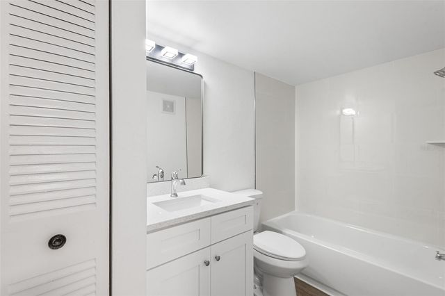 555 62ND STREET S 103, St Petersburg, FL 33707
