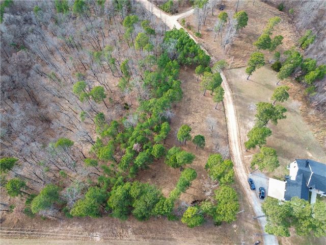 19 Cr-1525, Eureka Springs, AR 72632