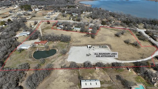 7401 Briar Road, Azle, TX 76020