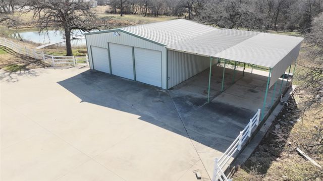 7401 Briar Road, Azle, TX 76020