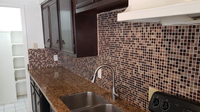 4234 Boone Road Road, Houston, TX 77072