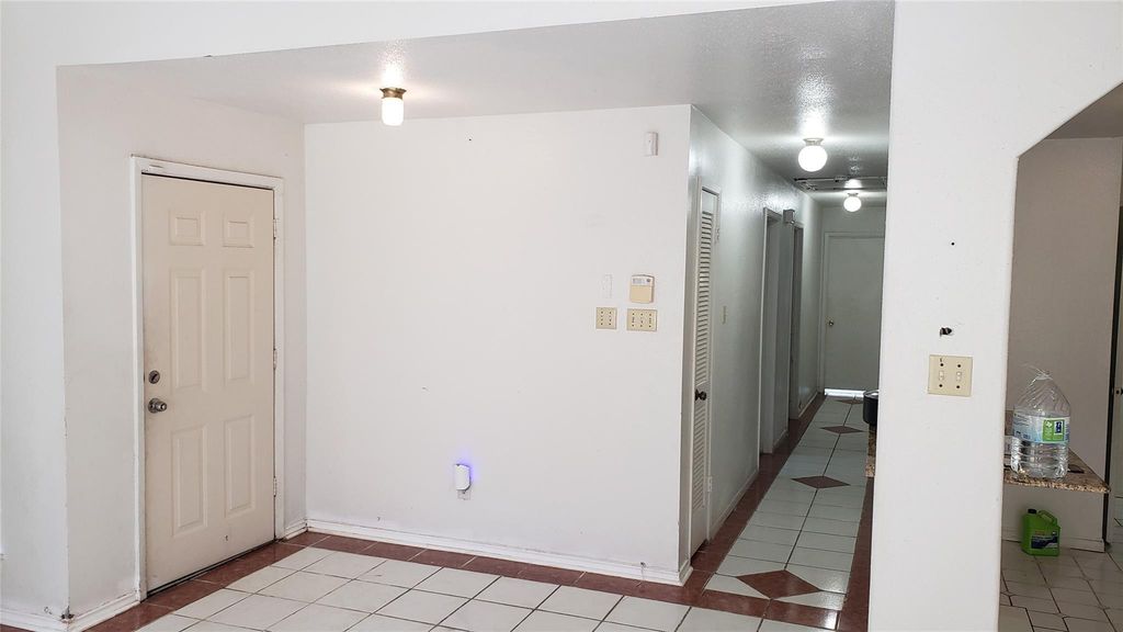 4234 Boone Road Road, Houston, TX 77072