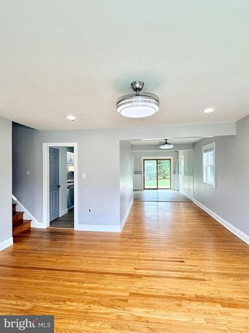 30 URSINUS AVE, Trappe, PA 19426