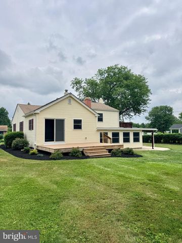 30 URSINUS AVE, Trappe, PA 19426