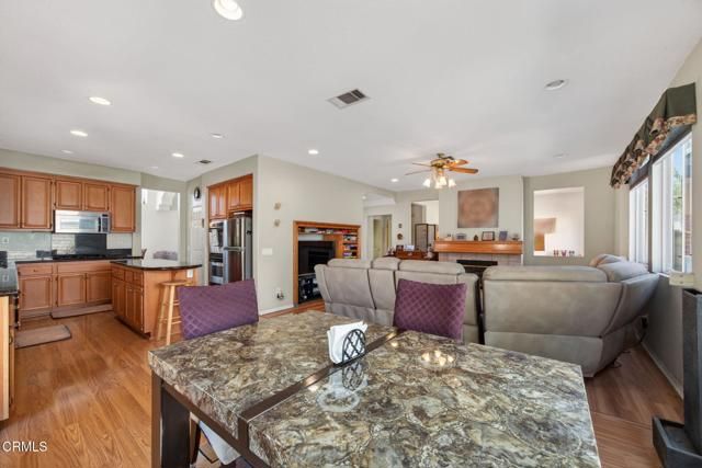 4896 Caminito Mirador, Camarillo, CA 93012