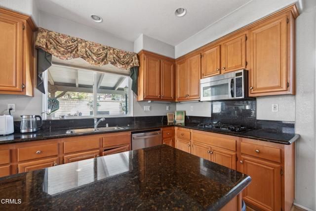 4896 Caminito Mirador, Camarillo, CA 93012