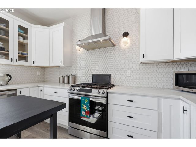 1226 Nw IMAN LOOP Rd, Stevenson, WA 98648