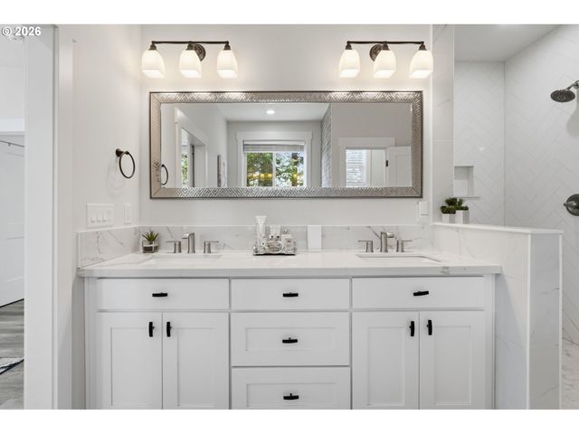 1226 Nw IMAN LOOP Rd, Stevenson, WA 98648