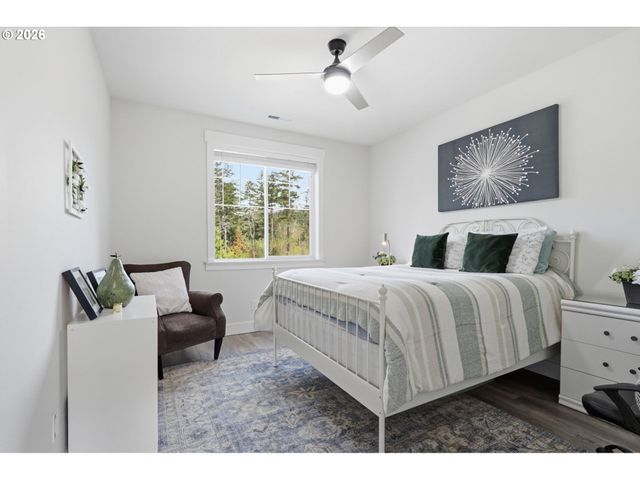 1226 Nw IMAN LOOP Rd, Stevenson, WA 98648