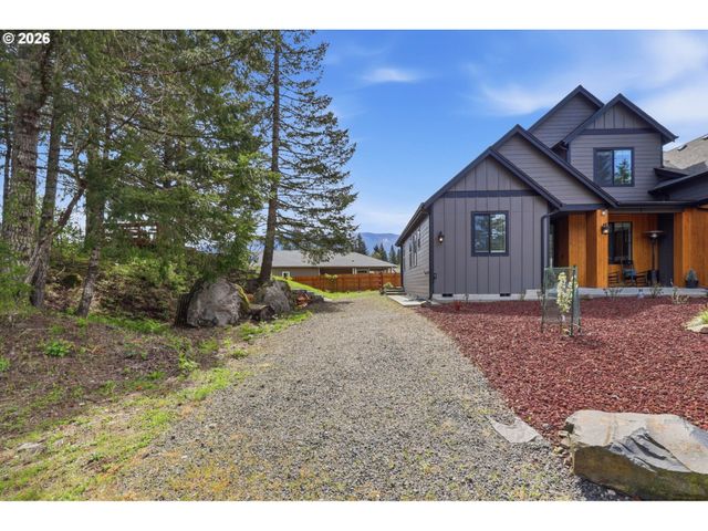 1226 Nw IMAN LOOP Rd, Stevenson, WA 98648