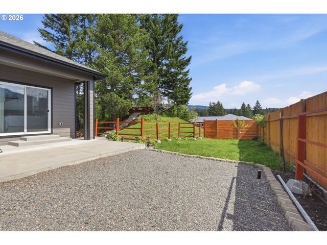 1226 Nw IMAN LOOP Rd, Stevenson, WA 98648