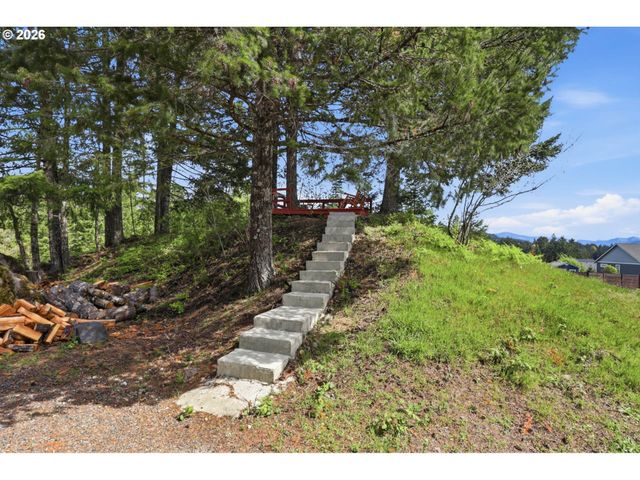 1226 Nw IMAN LOOP Rd, Stevenson, WA 98648