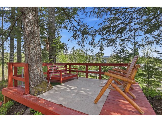 1226 Nw IMAN LOOP Rd, Stevenson, WA 98648