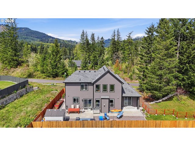 1226 Nw IMAN LOOP Rd, Stevenson, WA 98648