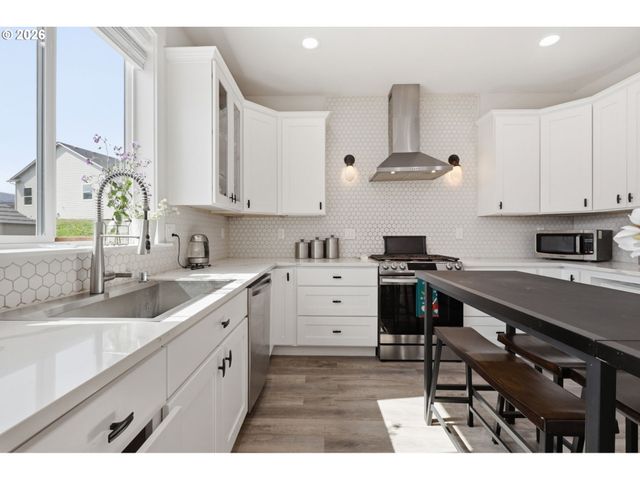 1226 Nw IMAN LOOP Rd, Stevenson, WA 98648