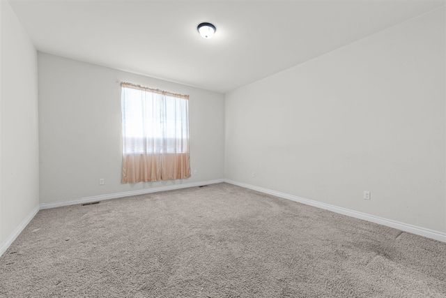 15300 Eton Pointe Drive, Clinton Township, MI 48035