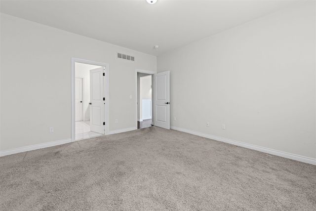 15300 Eton Pointe Drive, Clinton Township, MI 48035