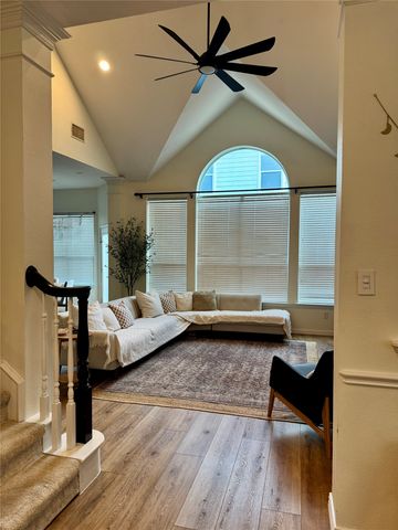 803 Kodiak Circle, Euless, TX 76039