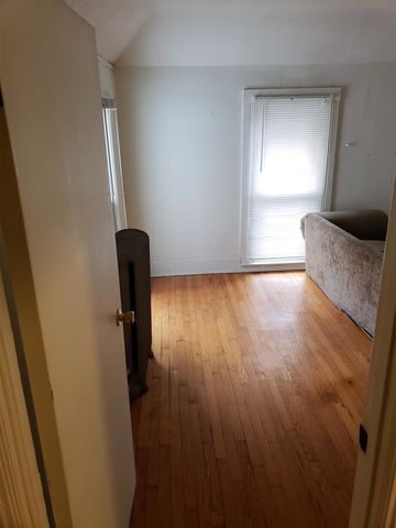 514 Washtenaw Avenue, Ypsilanti, MI 48197