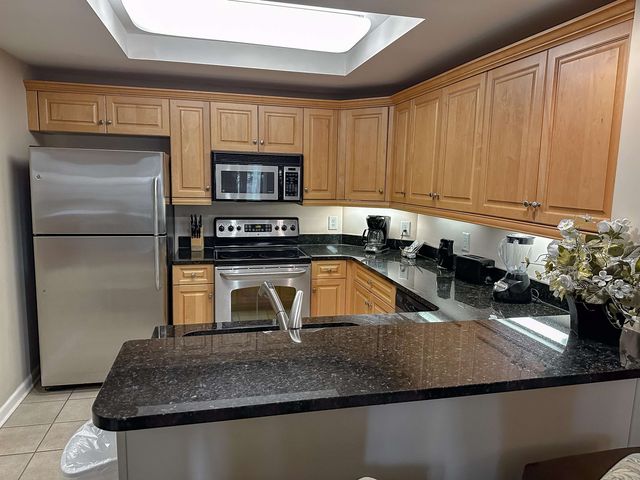 9994 Beach Club Dr Apt 103, Myrtle Beach, SC 29572