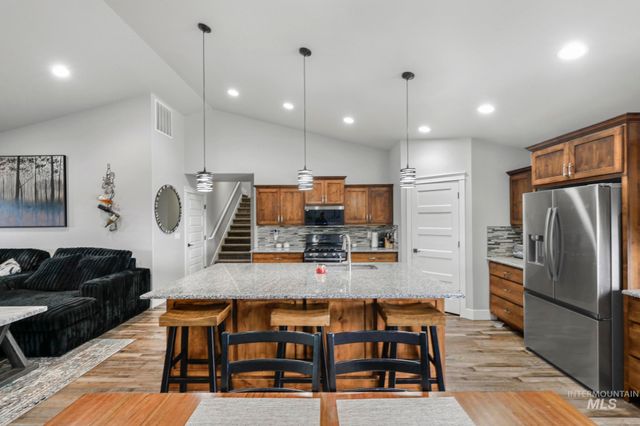 1150 Kimberly Meadows Rd, Kimberly, ID 83341