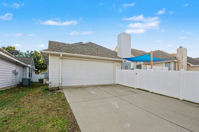 1371 Providence Boulevard, Providence Village, TX 76227