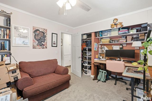 6145 FAIR Avenue, Davenport, IA 52806