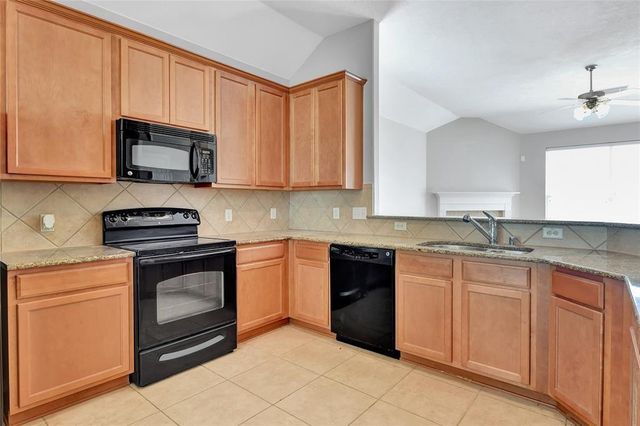 25815 Sundrop Meadows Lane, Katy, TX 77494