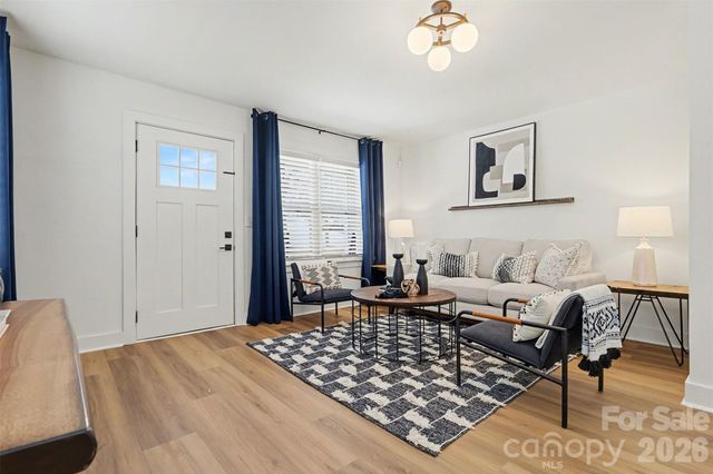 501 Seldon Drive, Charlotte, NC 28216