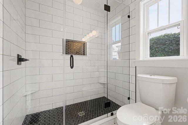 501 Seldon Drive, Charlotte, NC 28216