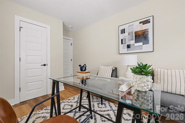 501 Seldon Drive, Charlotte, NC 28216